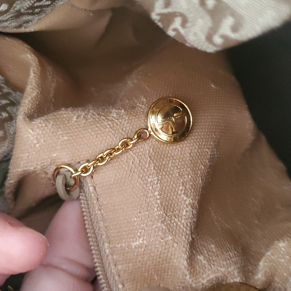 80's Gucci Rare Vintage Bucket Crossbody Shoulder Bag - Picture 9 of 17